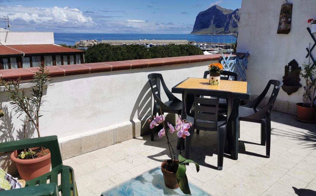 La Terrazza Sul Golfo Bed & Breakfast Isola delle Femmine Exterior photo