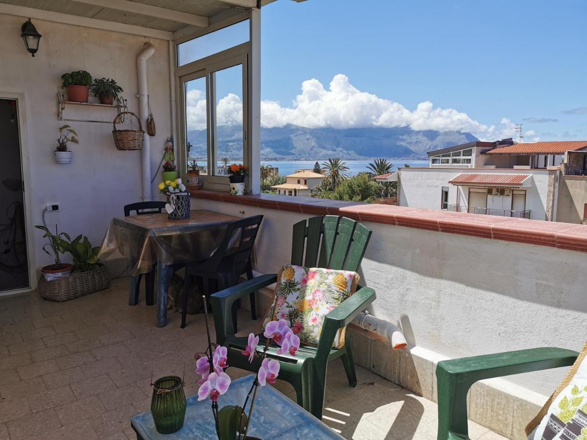 La Terrazza Sul Golfo Bed & Breakfast Isola delle Femmine Exterior photo